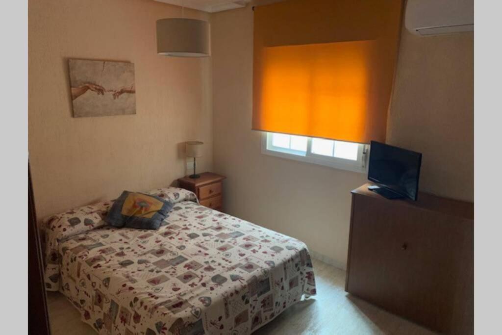 Apartamento 3 dormitorios en la playa de Almeria. Roquetas de Mar Exterior foto