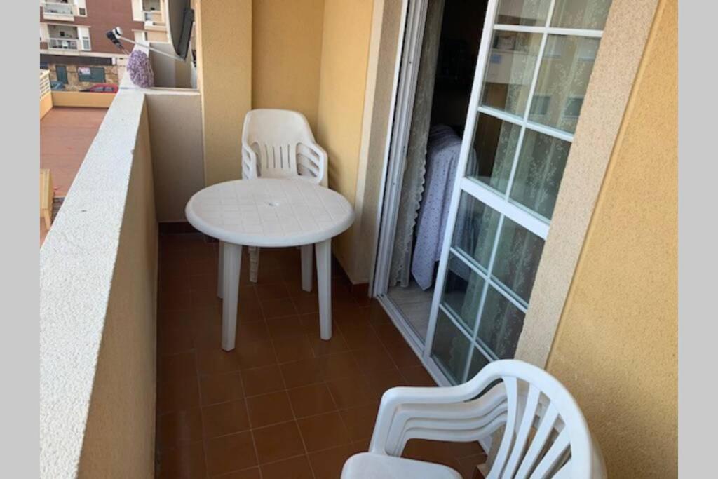 Apartamento 3 dormitorios en la playa de Almeria. Roquetas de Mar Exterior foto